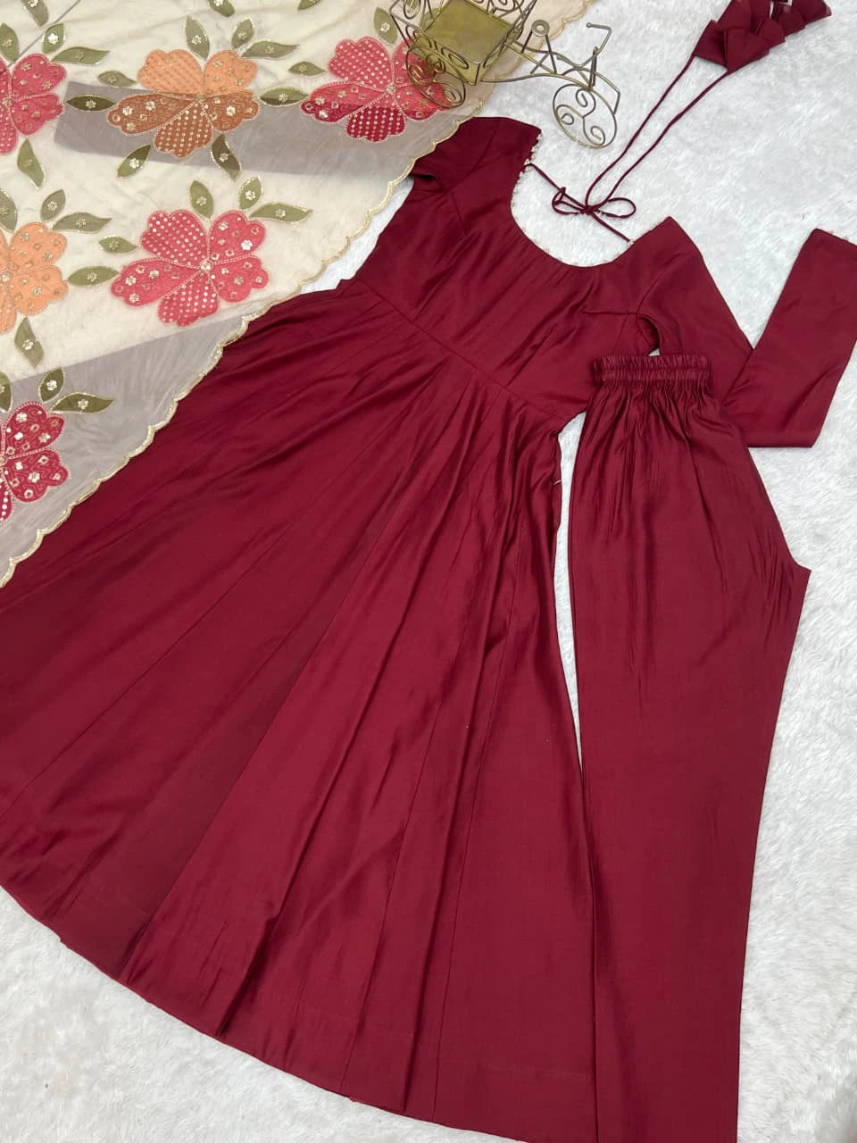Romansilk Anarkali Set with Dupatta 7