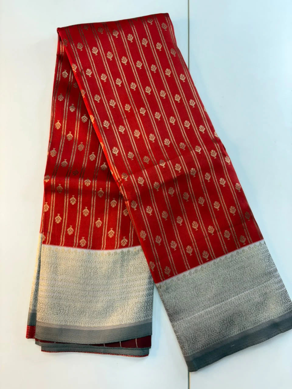 Silk Zari Woven Saree 5