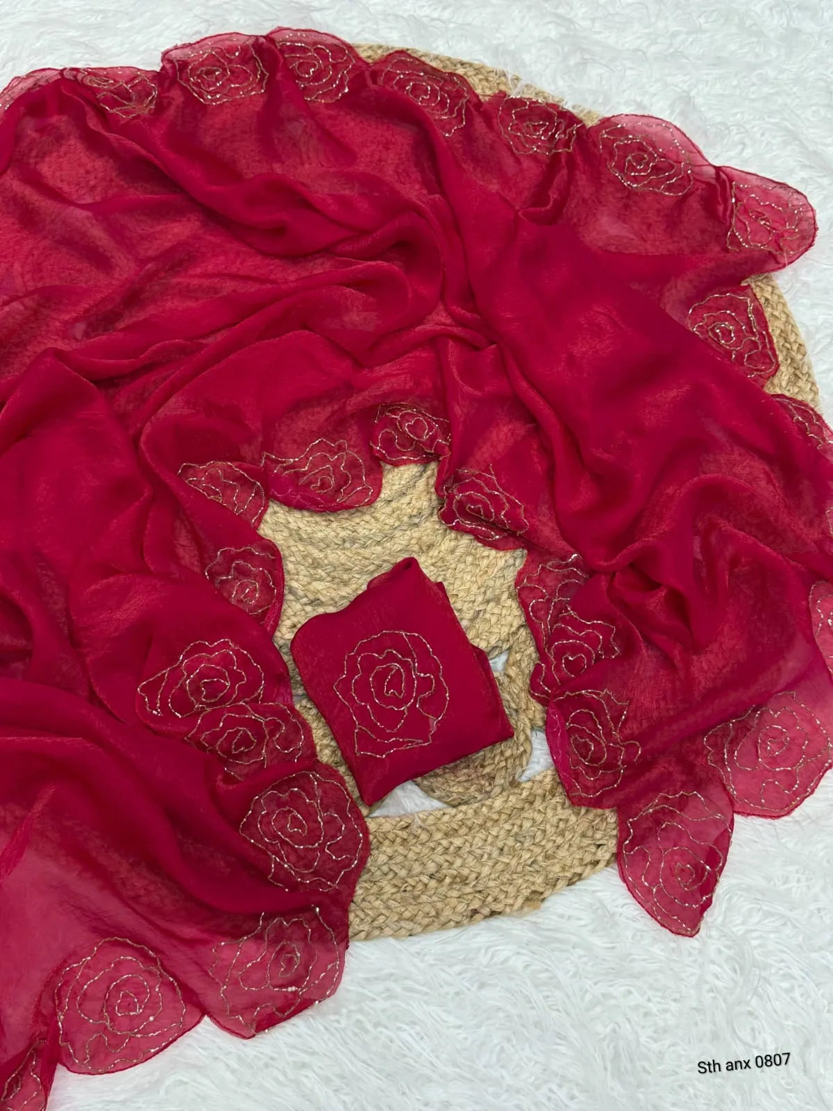 💗👑Most Viral Roja Fendy Chiffon Sarees With Beautiful Katdana handwork With Blouse Piece💗👑 8