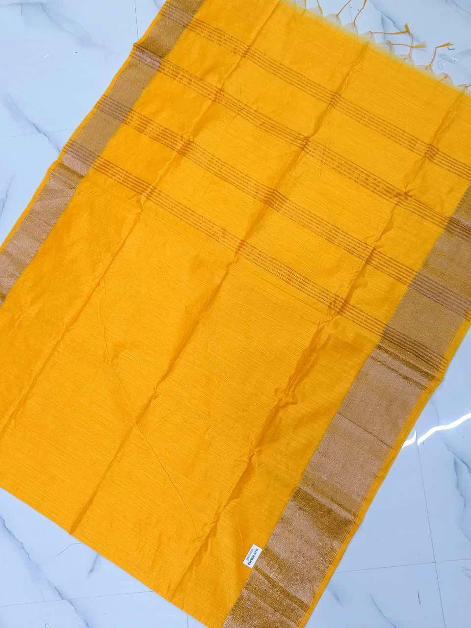 Slub Border Saree with Blouse 3