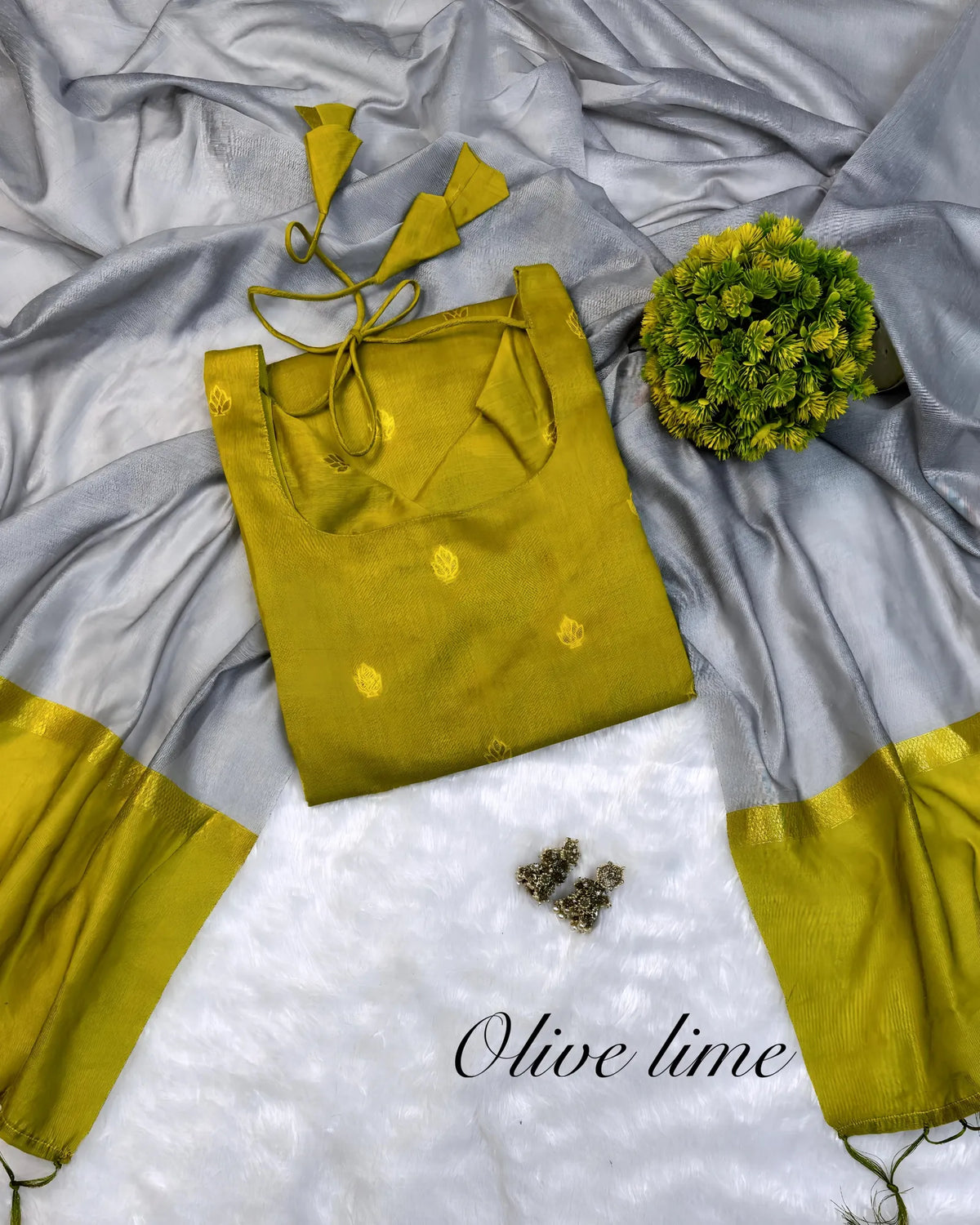 🌸🌸Premium Silk Cotton Kurti Set With Attractive Zari Buttas & Contrast Dupatta🌸🌸 3