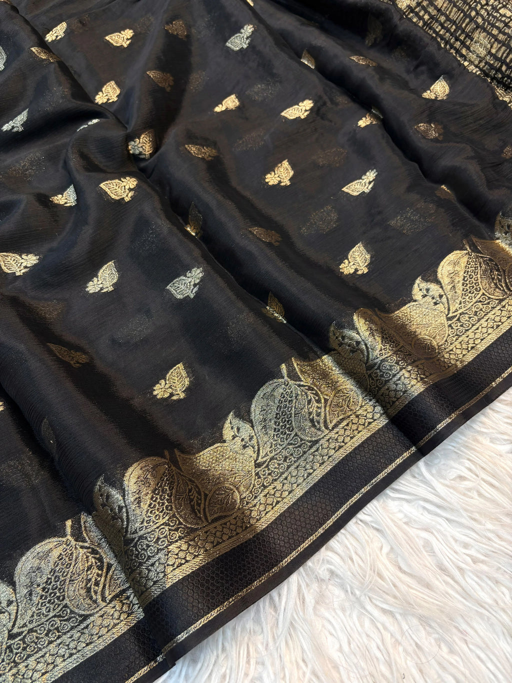 Viscose Chinnon Saree with Blouse 5