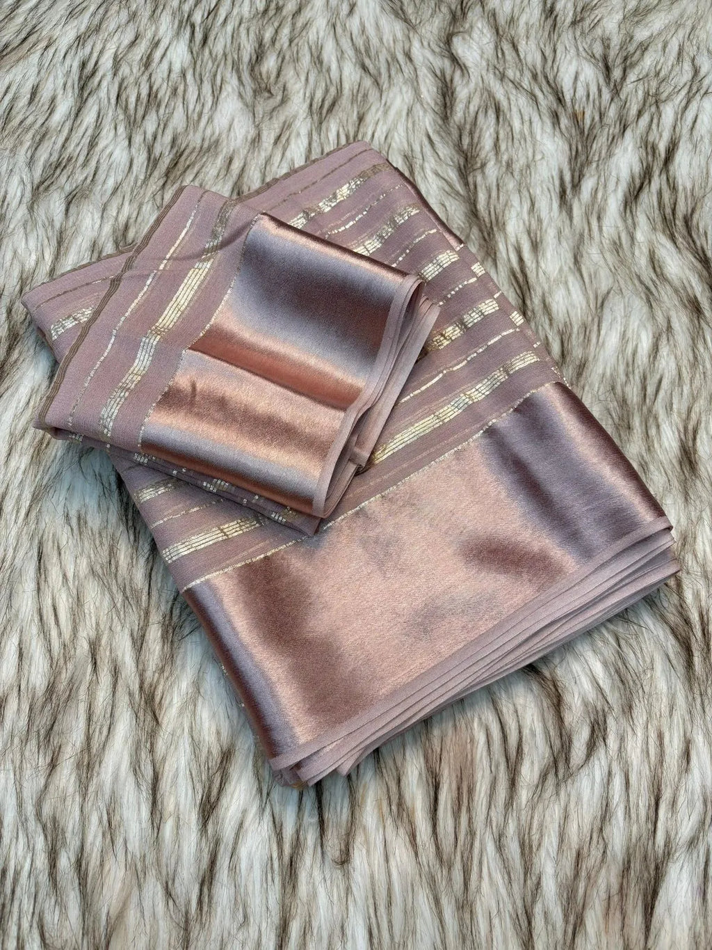 Premium viscose Saree With Stripe Pattern With Blouse Piece 1