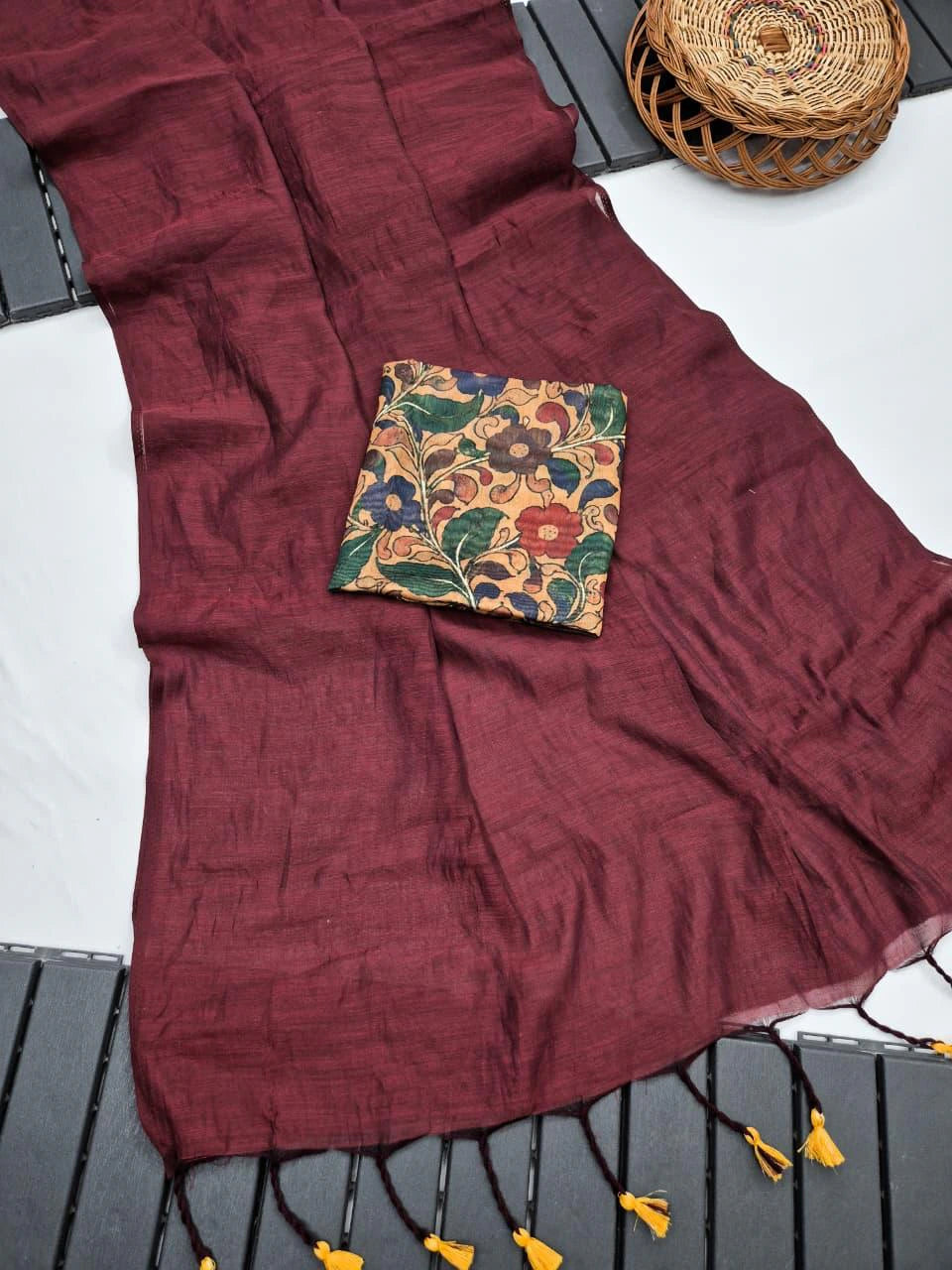 Khadi Linen Saree 8