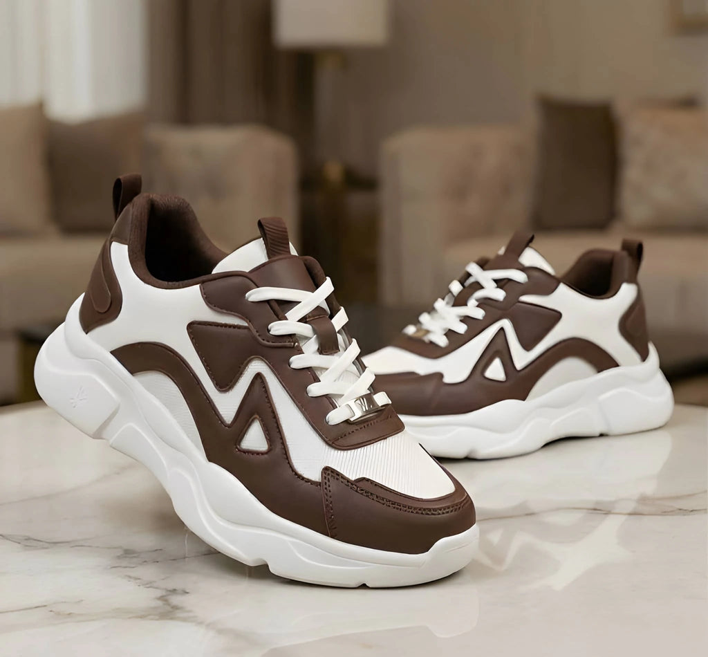 WUGO Women Casual Sneakers & Sports Shoes 6