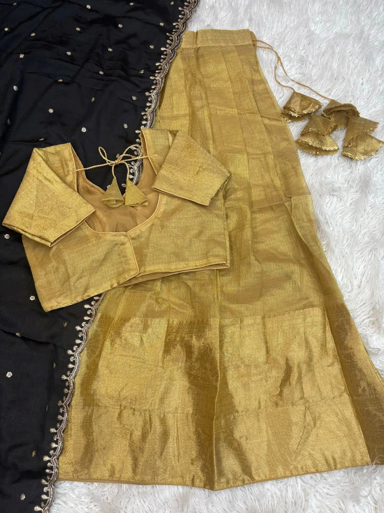 Golden Kanchipuram Half Saree 8