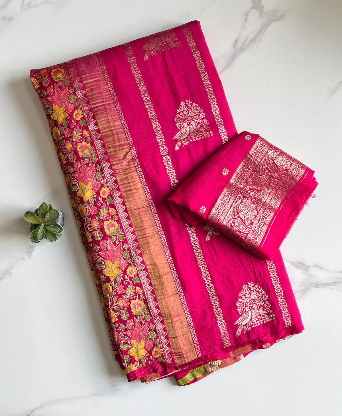 Khadi Crepe Silk Saree 7