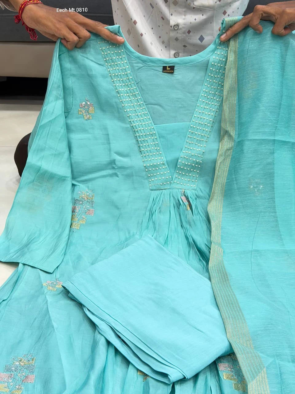 Mul Chanderi Set with Dupatta 7