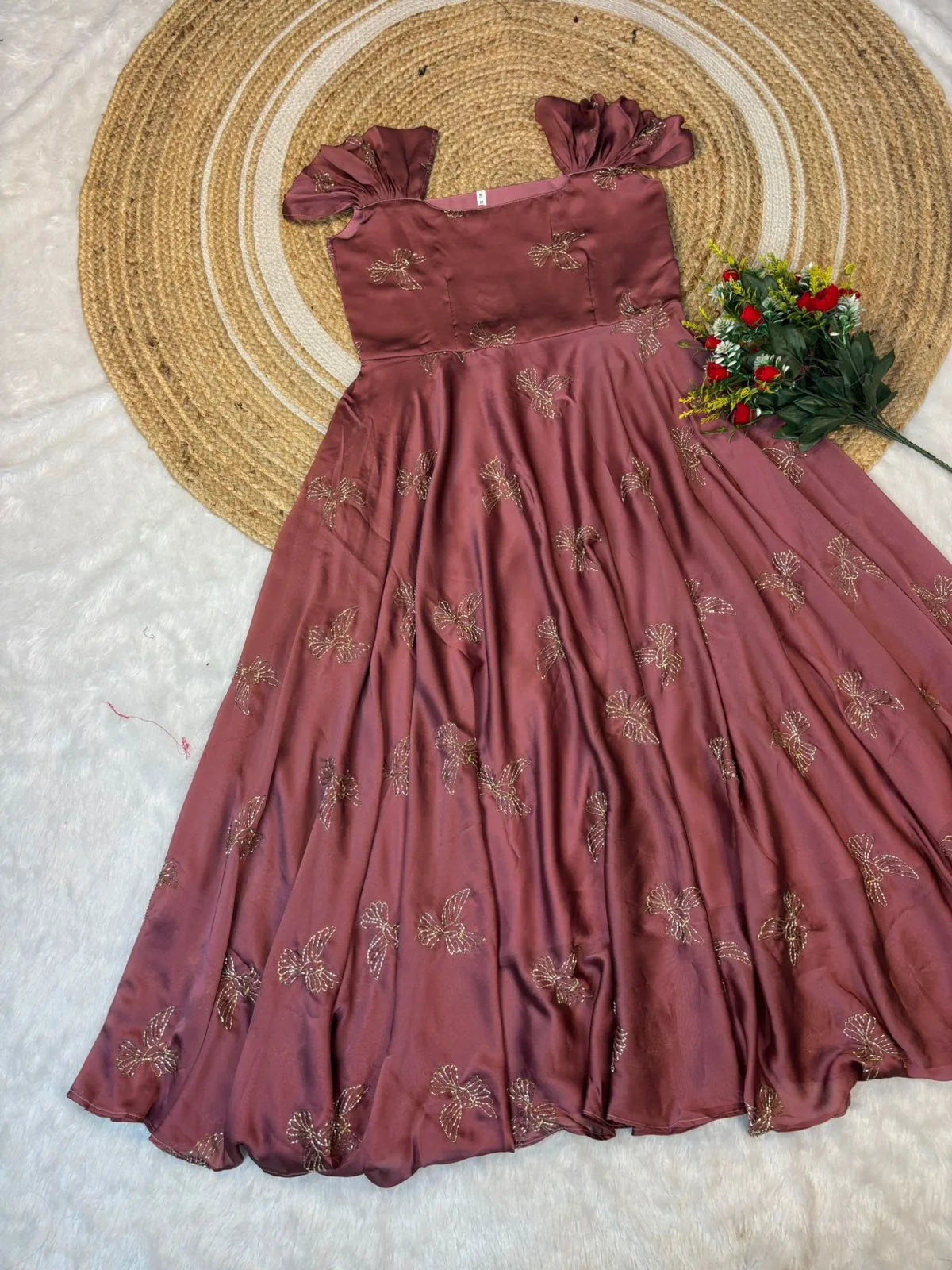 💗💗Trending Premium Space silk Maxi gown With Puff Sleeves💗💗 8