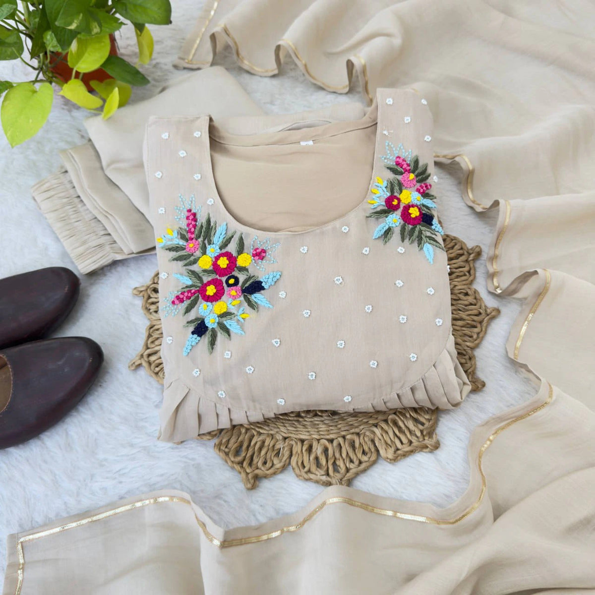 👗💥💥Presenting By New Party Wear L@@K Pure Viscos Mul Chanderi Cotton A Line pattern P@nt With Dup 1