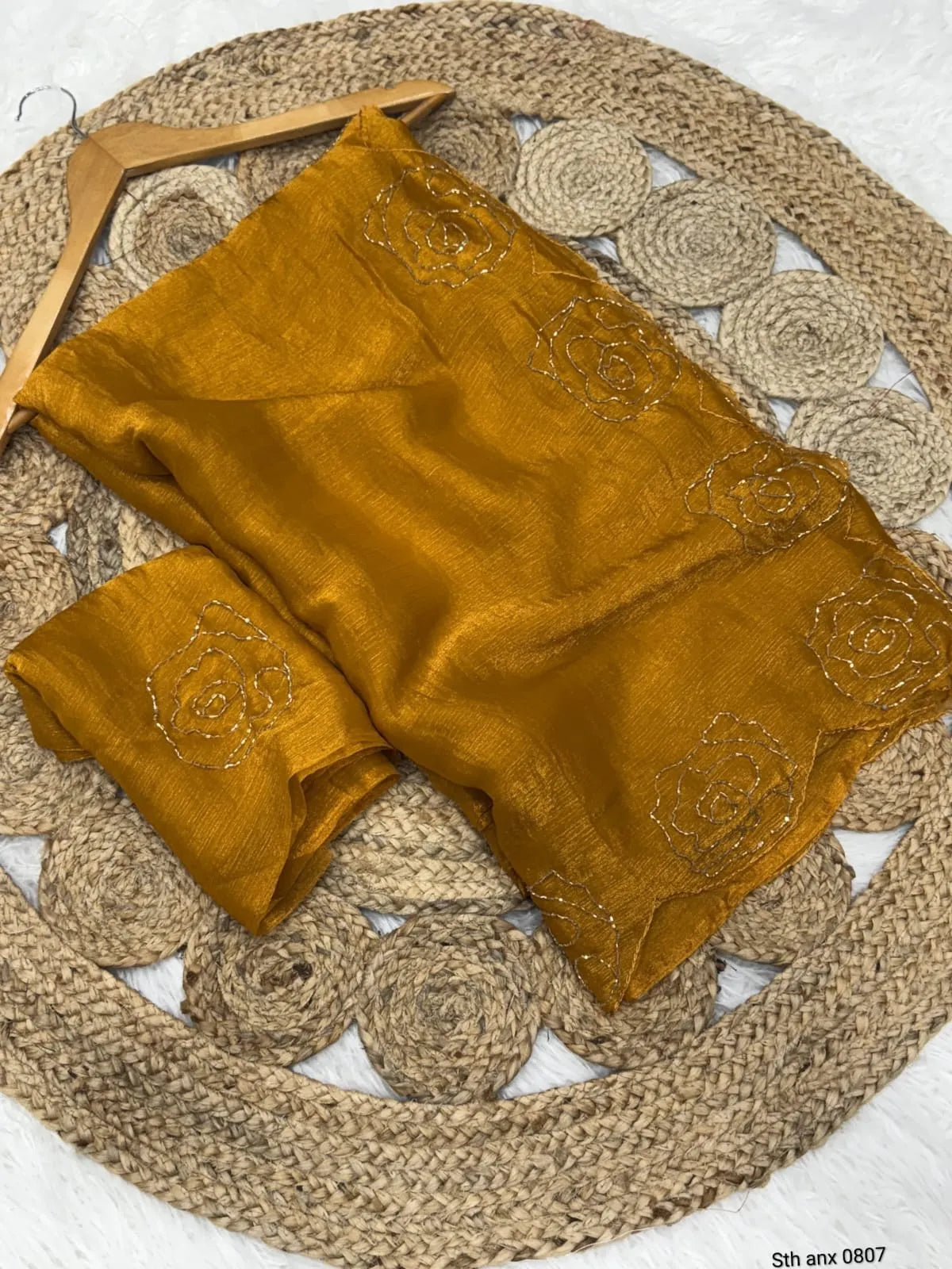 💗👑Most Viral Roja Fendy Chiffon Sarees With Beautiful Katdana handwork With Blouse Piece💗👑 4