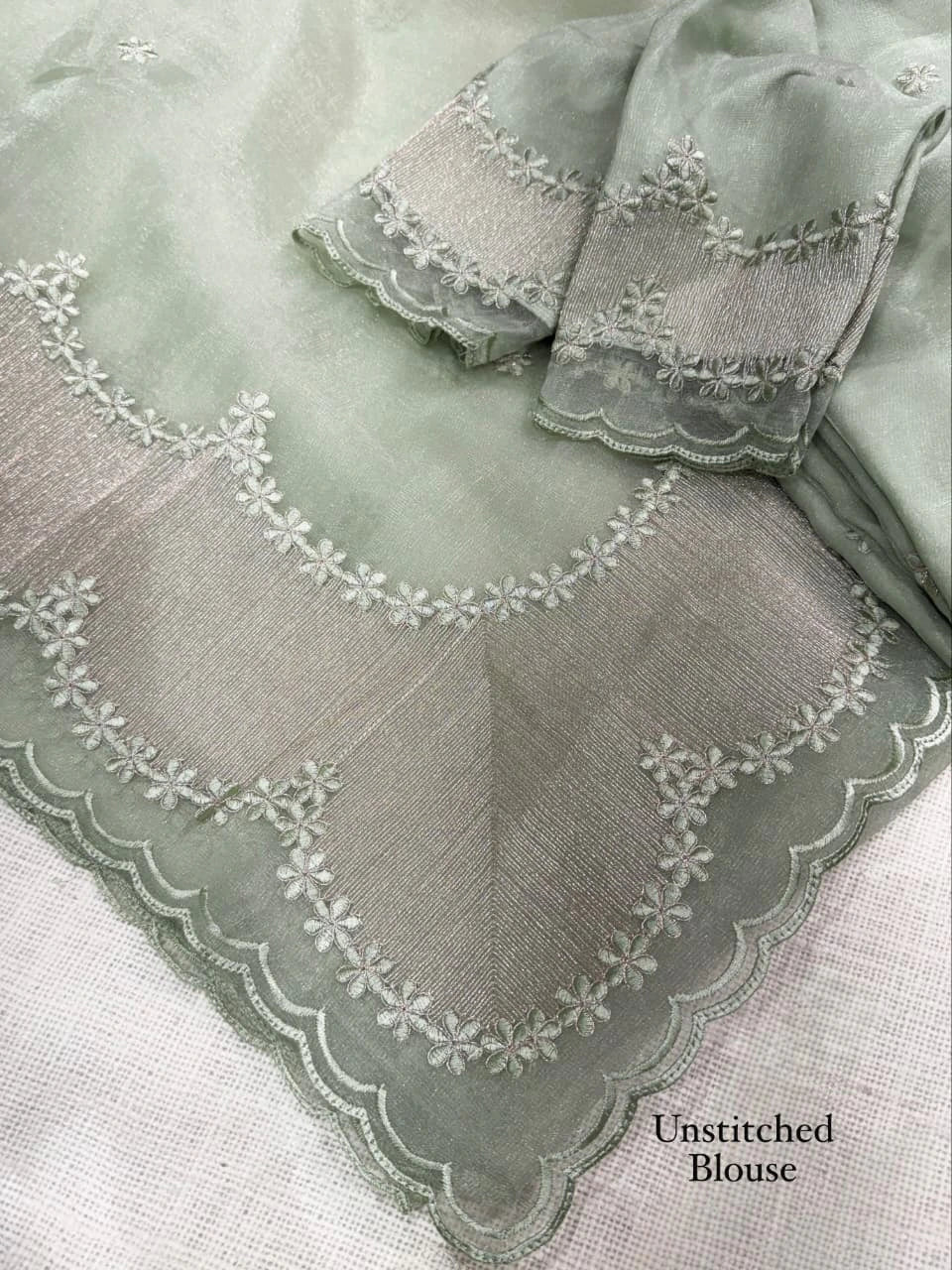 Violin Silk Embroidered Saree 5