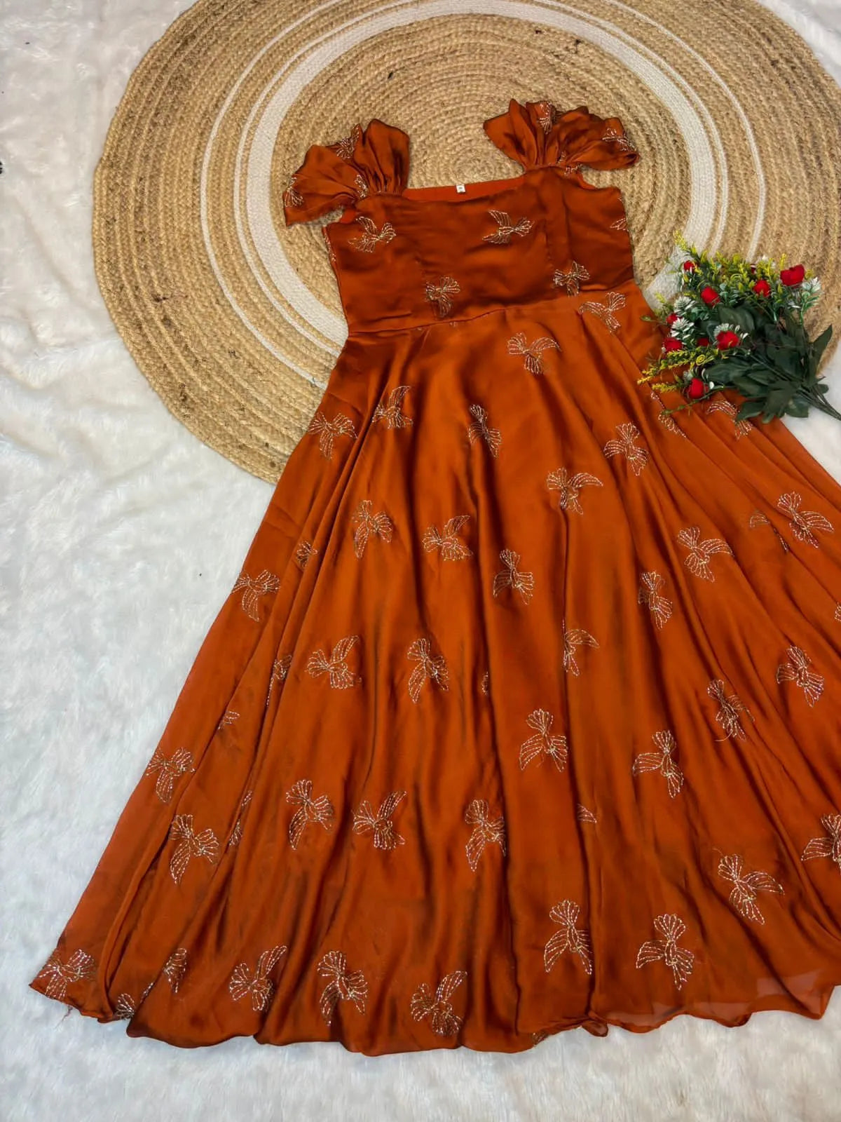 💗💗Trending Premium Space silk Maxi gown With Puff Sleeves💗💗 6