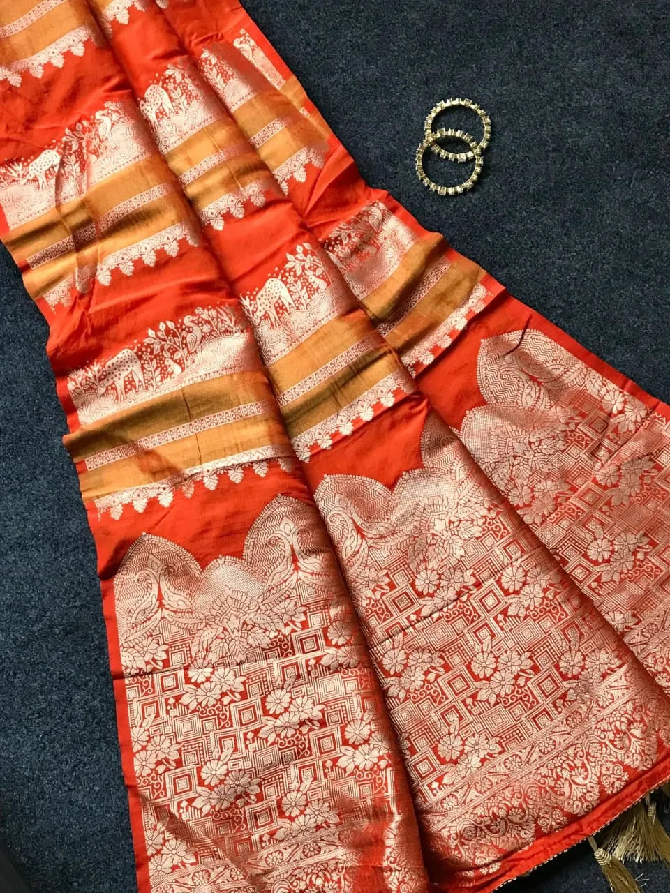 👑👸Insta Viral Khadi Crepe Silk Paithani Saree With Blouse Piece👸👑 8