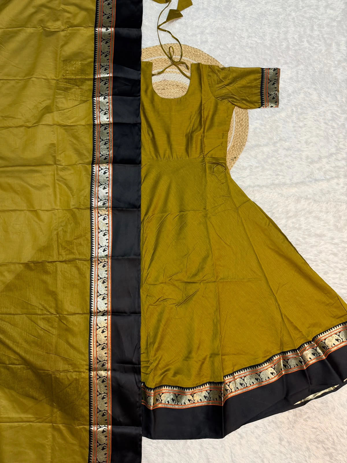 Kanchi Cotton Gown Set 3