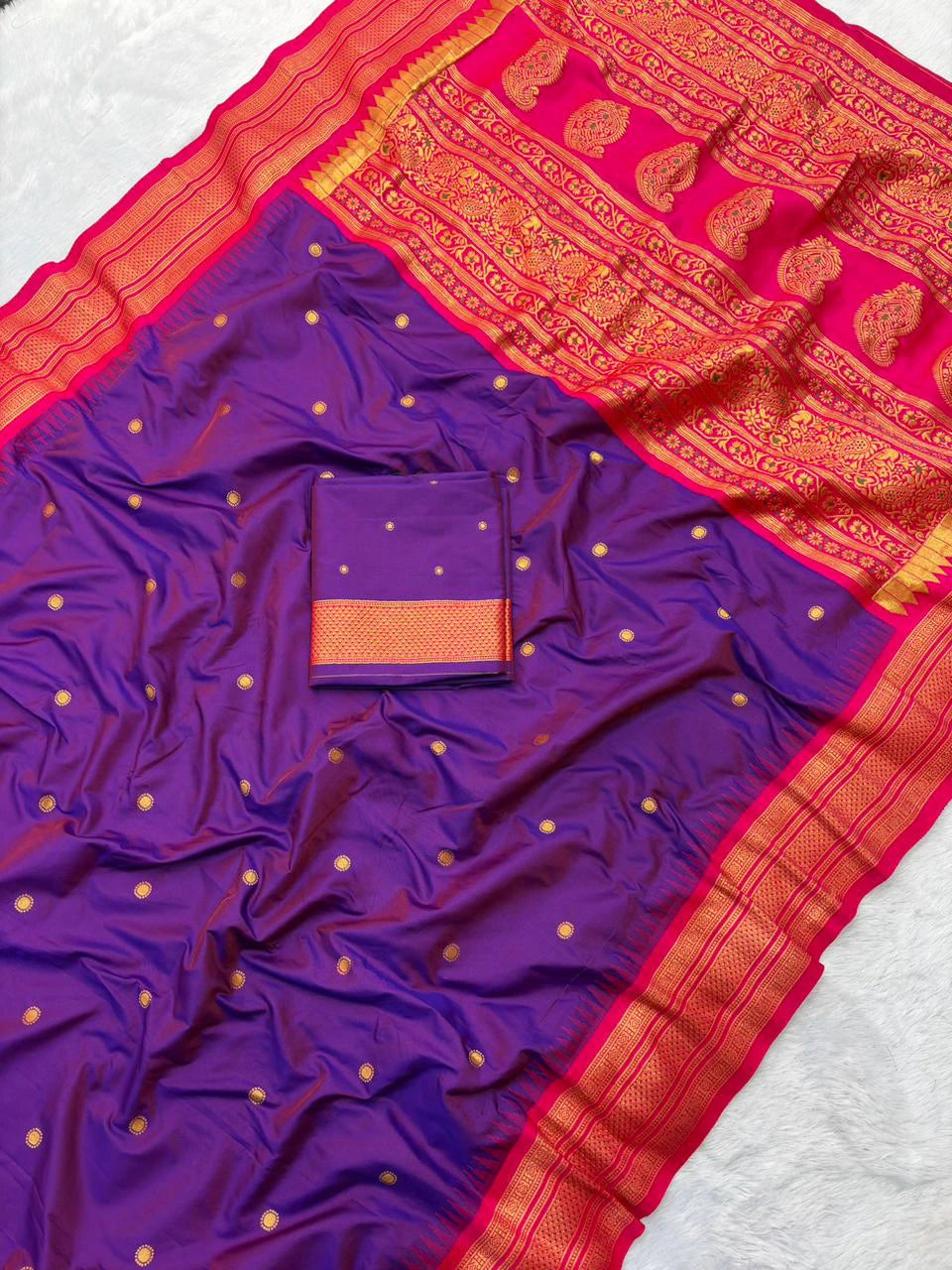 Soft Silk Zari Woven Saree 7