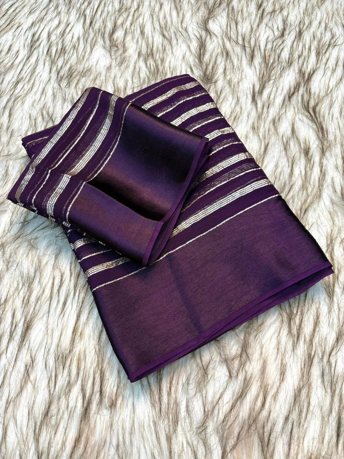 Premium viscose Saree With Stripe Pattern With Blouse Piece 5