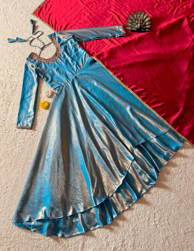 Sindoor Tissue Silk Gown 3