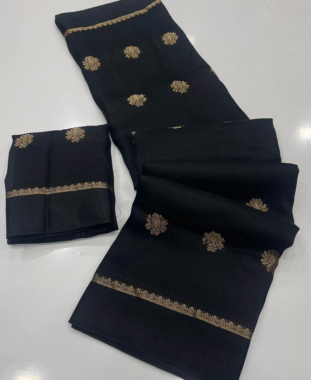 Viscose Khadi Silk Saree 7