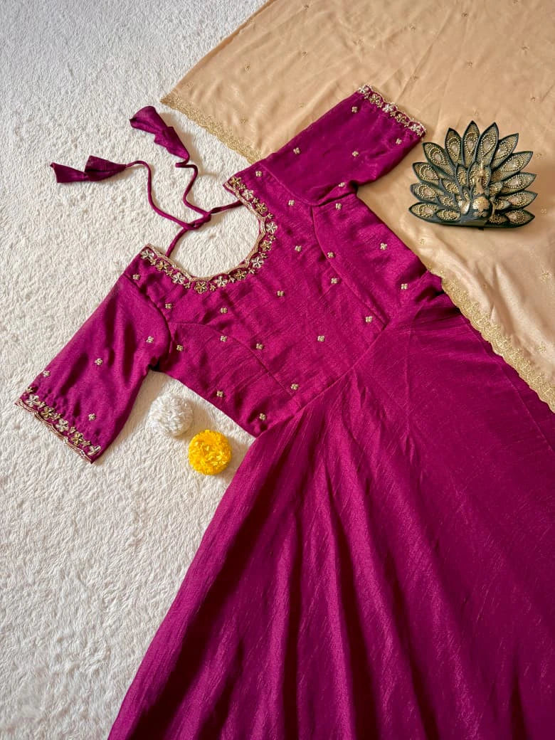 Vichitra Silk Gown with Dupatta 2