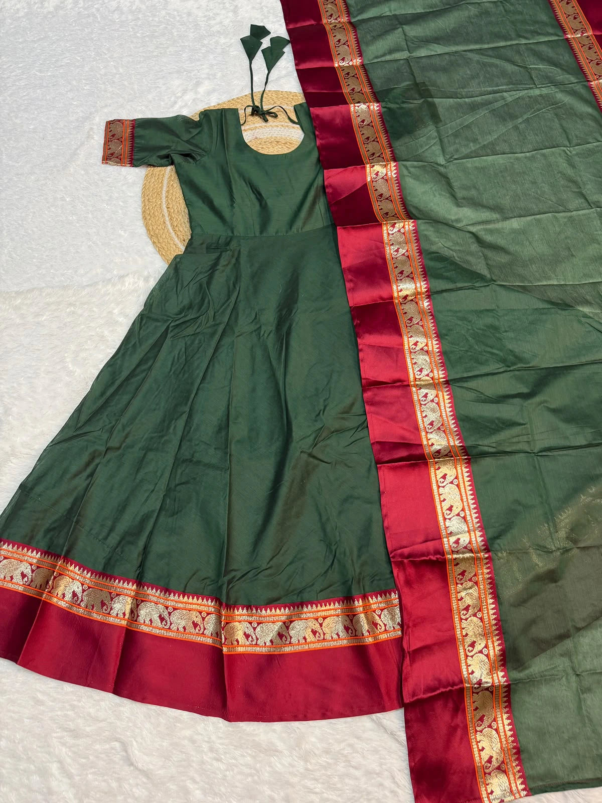Kanchi Cotton Gown Set 5