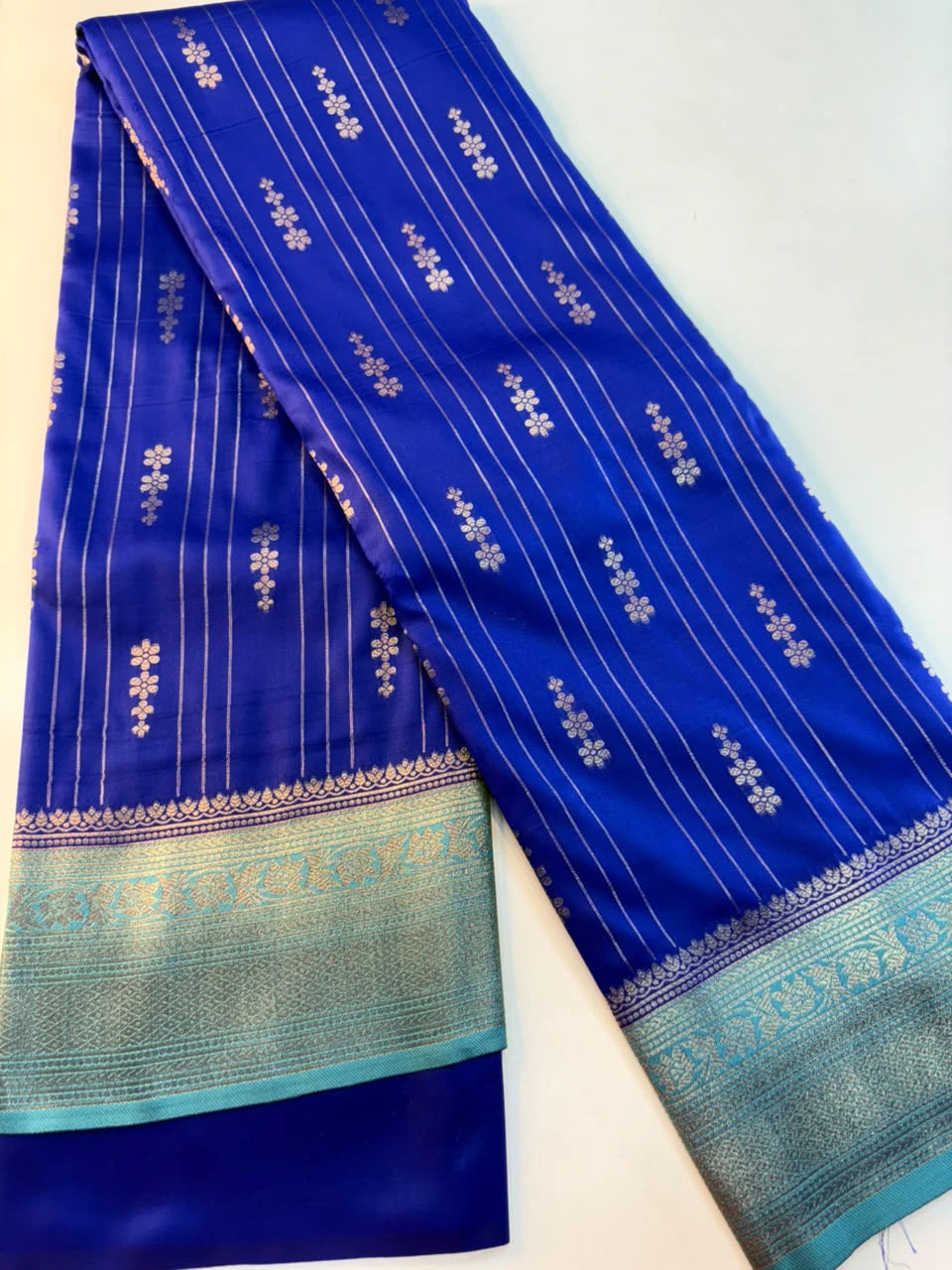 Silk Zari Woven Saree 4