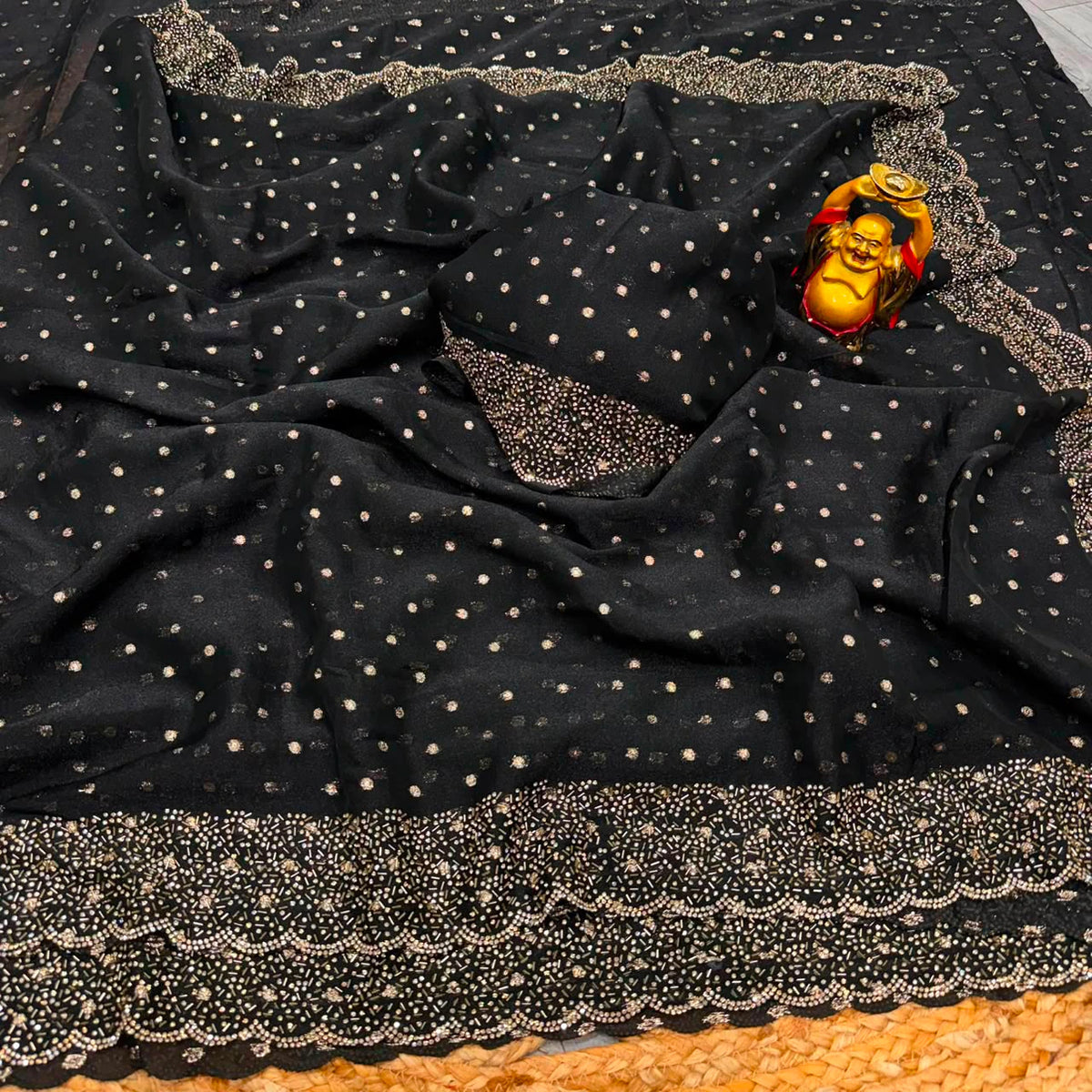 ❤️❤️Most Ever Gorgeous Space Silk Saree With Attractive Blouse Piece😍😍 5